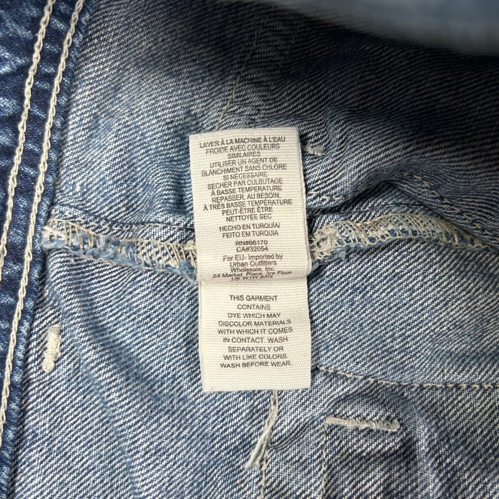 High-Waisted Wide Leg Women’s Jeans in Blue - Picture 5 of 11